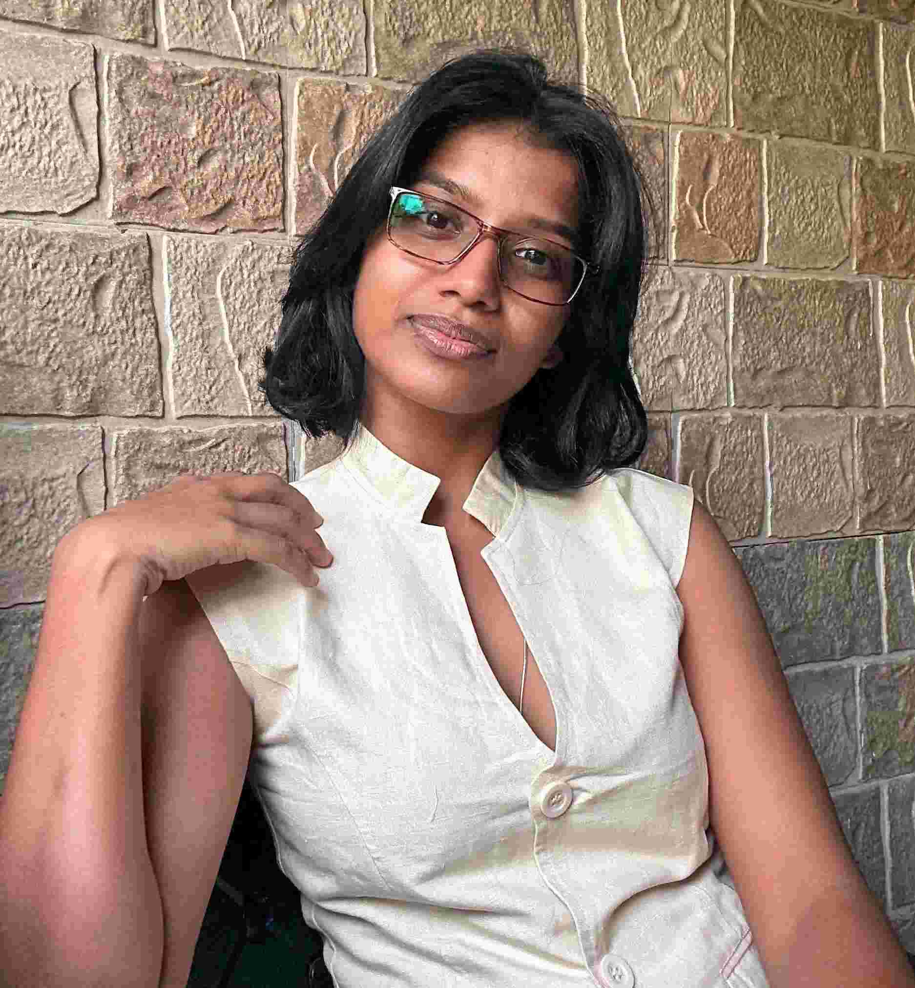 Ritu Sony - Pranic Healer at Atma Namaste